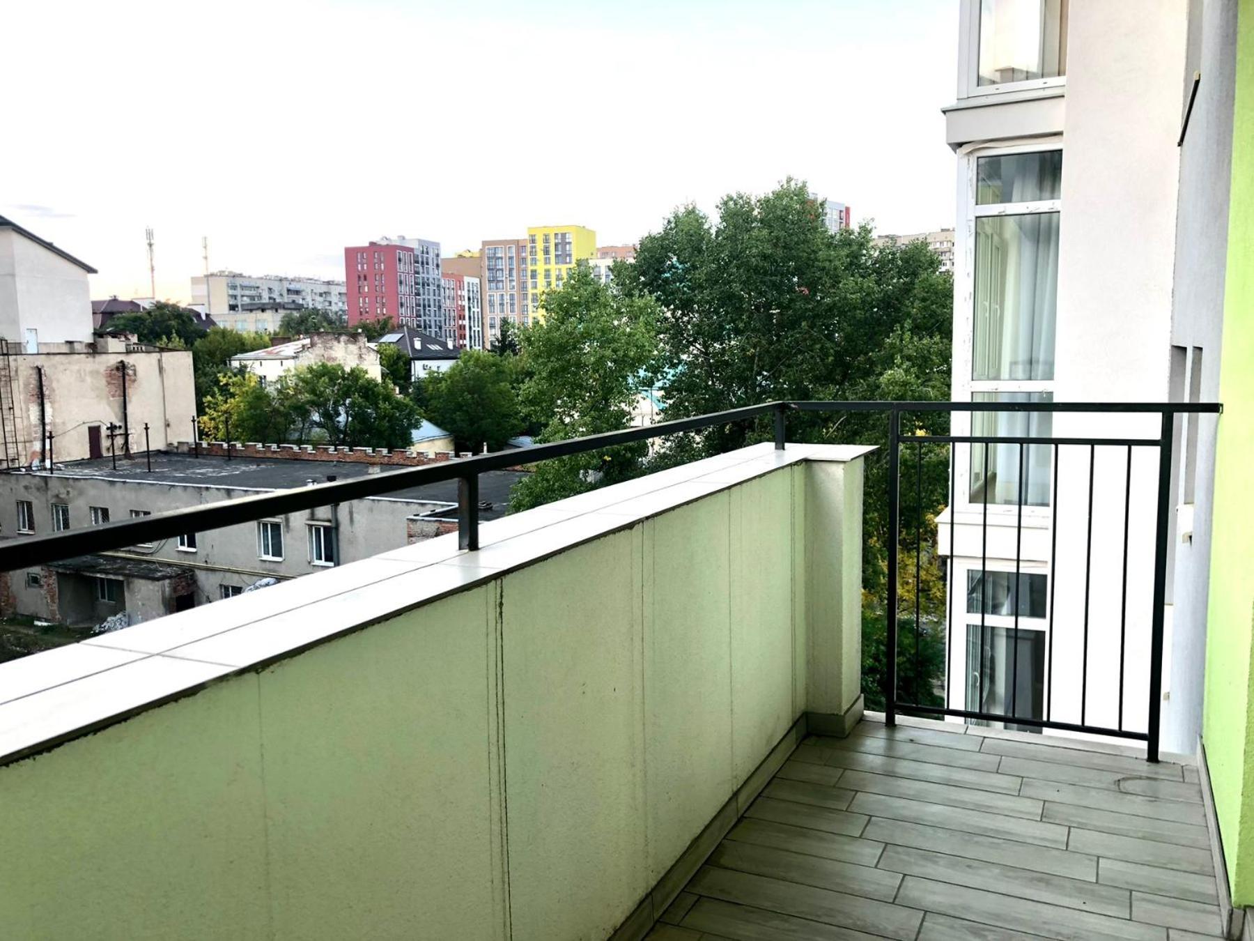Osapart Comfortable Apartment In A Complex Great Britain ลวีฟ ภายนอก รูปภาพ