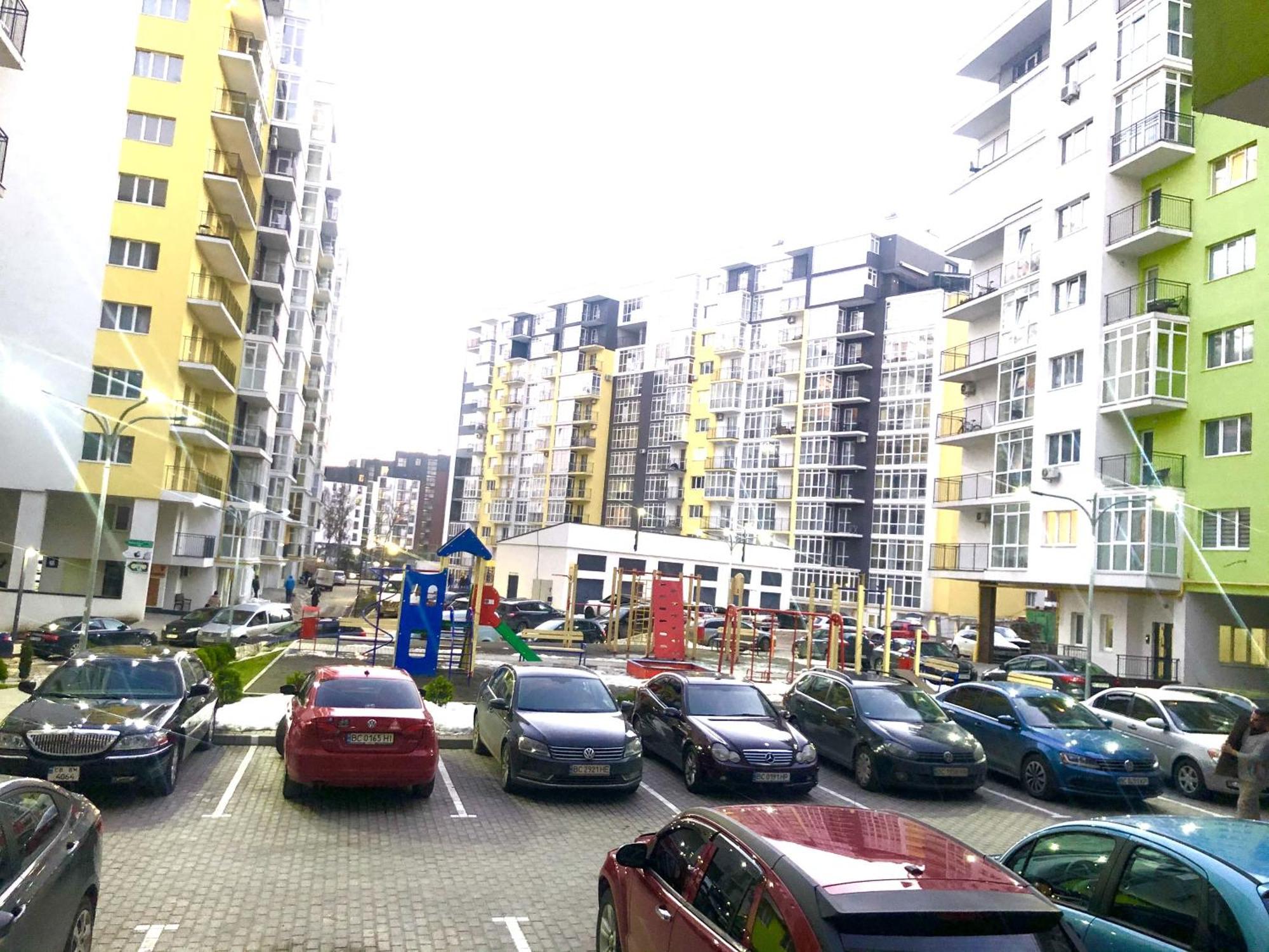 Osapart Comfortable Apartment In A Complex Great Britain ลวีฟ ภายนอก รูปภาพ